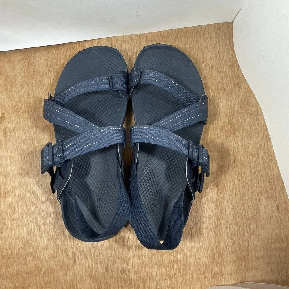 Chaco Z2 Classic Men Size 9 Sport Sandal Blue Green